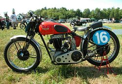 Photo of a racing motorcycle at the Montreal CVMG Ormstown Rally